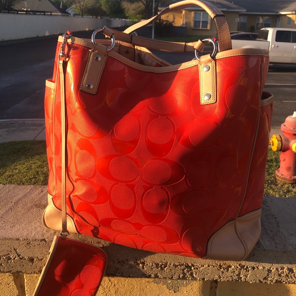 Classic Coach Woman’s bag, ORIGINAL!